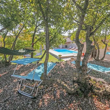 Marina Villa